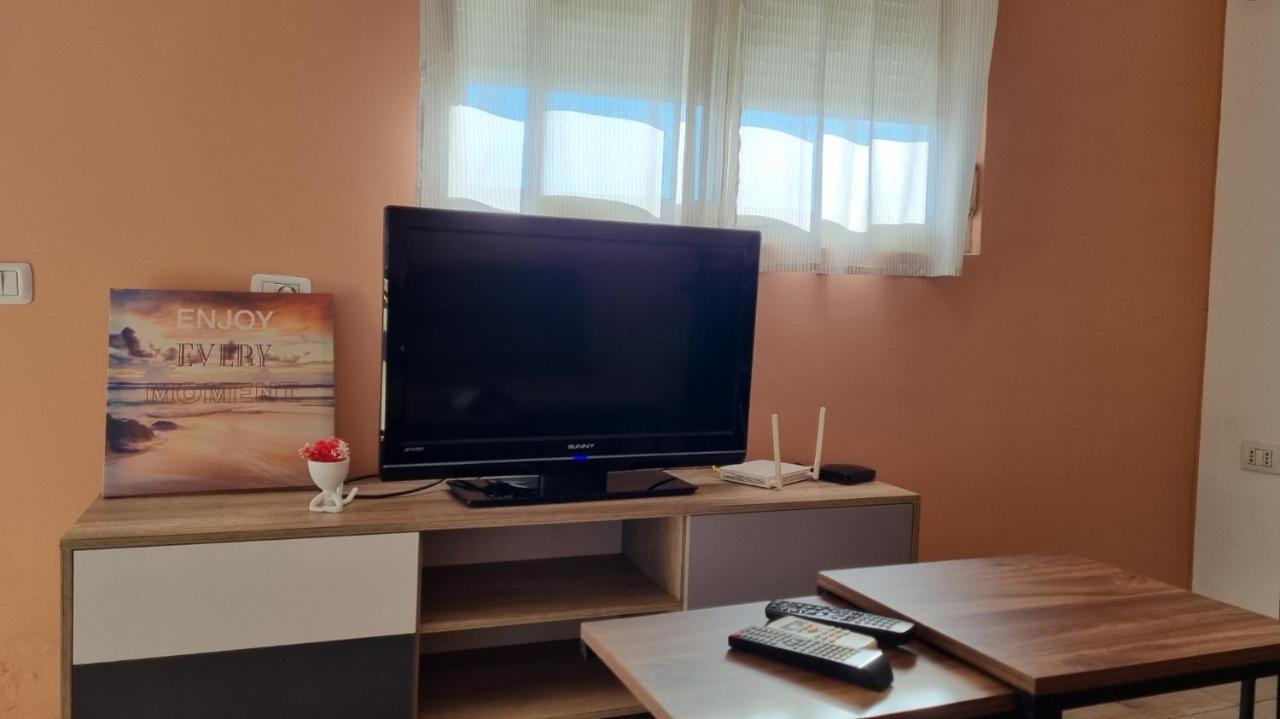 Sky Apartament. Bllok District Tirana Exterior photo